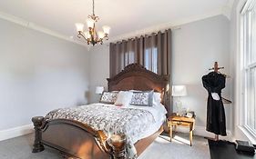 Tillinghast Manor Bed & Brunch